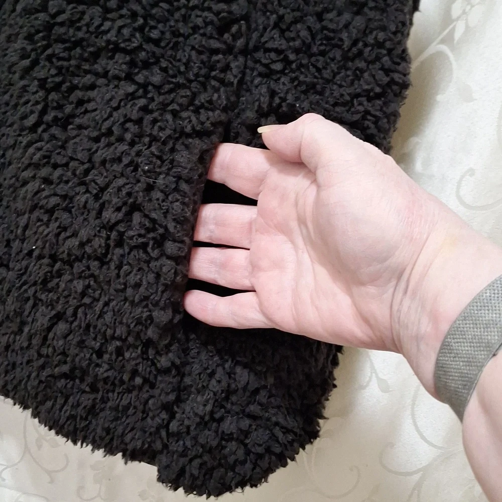 Weatherproof Hooded Black Sherpa Vest - Picture 5 of 8